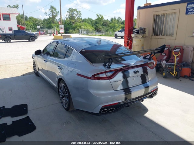 KIA Stinger Premium 2018 KNAE25LA0J6037028 Image 3