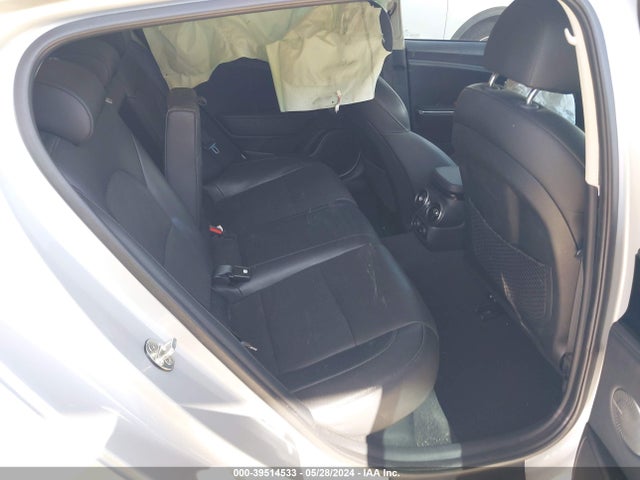 KIA Stinger Premium 2018 KNAE25LA0J6037028 Image 8
