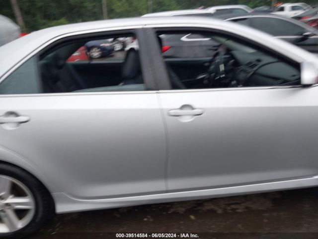 4T1BF1FK8EU439237 Toyota CAMRY SE