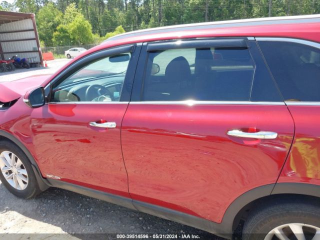 KIA Sorento 3.3l Lx 2018 5XYPGDA58JG419138 Image 14