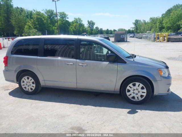 2C4RDGBG1JR209818 Dodge Grand Caravan Se