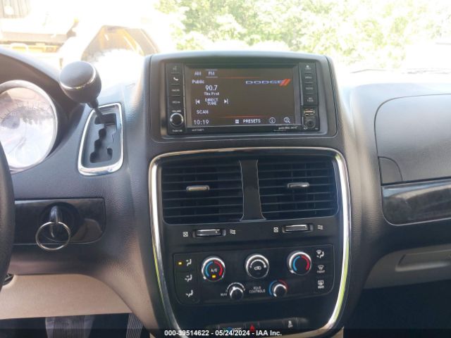 2C4RDGBG1JR209818 Dodge Grand Caravan Se