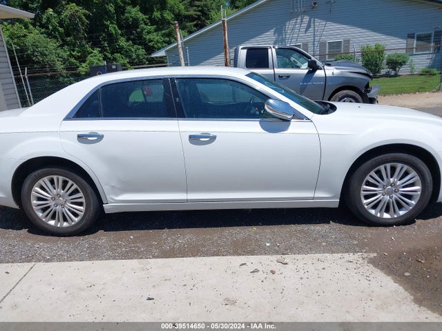 Chrysler 300c Awd 2014 2C3CCAKG9EH255855 Image 14