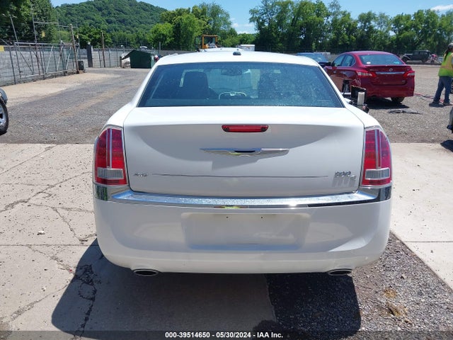 Chrysler 300c Awd 2014 2C3CCAKG9EH255855 Image 17