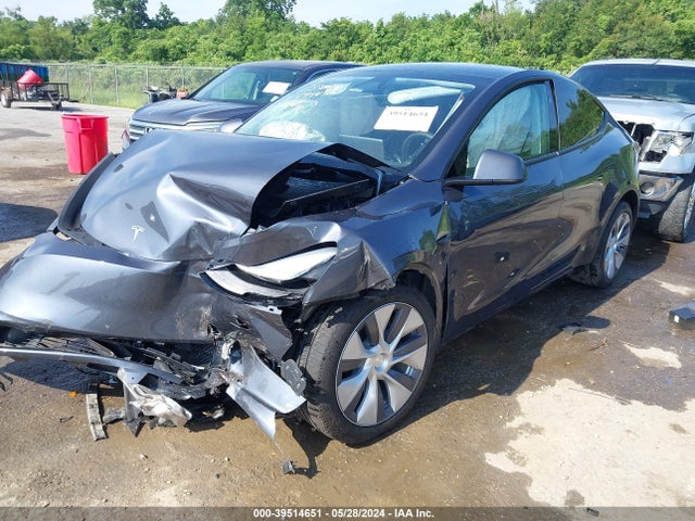 2023 TESLA MODEL Y 7SAYGDEE8PA198655 Photo 1