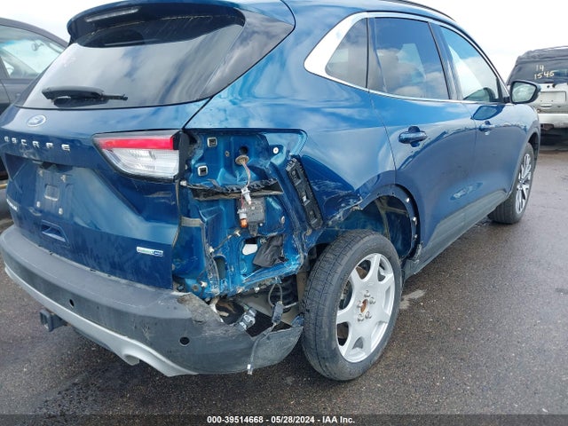Ford Escape Titanium 2020 1FMCU9J96LUA78052 Image 6