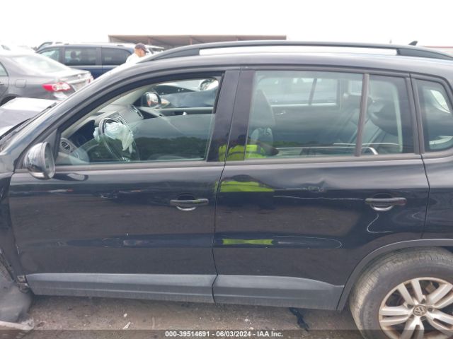 WVGBV7AX9HK000413 Volkswagen Tiguan 2.0t S