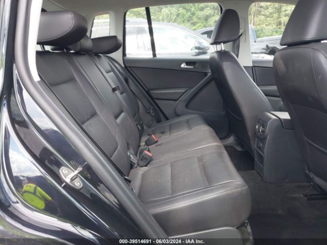 WVGBV7AX9HK000413 Volkswagen Tiguan 2.0t S