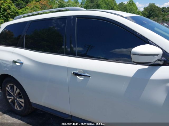 5N1DR2MM2HC636330 Nissan Pathfinder Sv