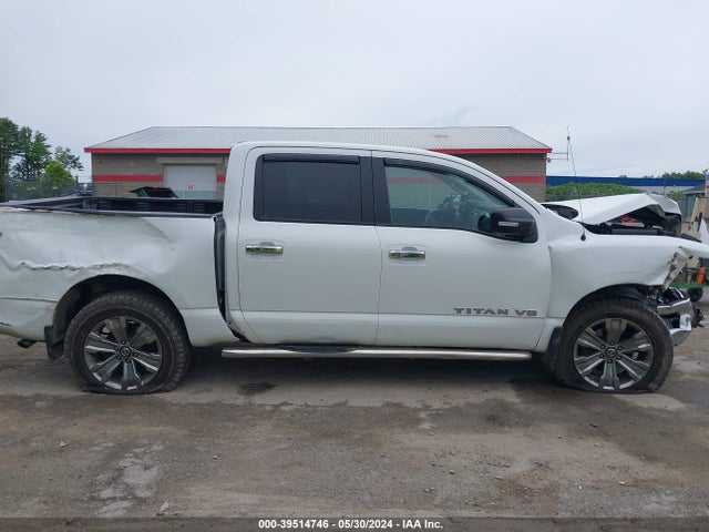 Nissan TITAN SV 2018 1N6AA1E58JN538636 Image 13