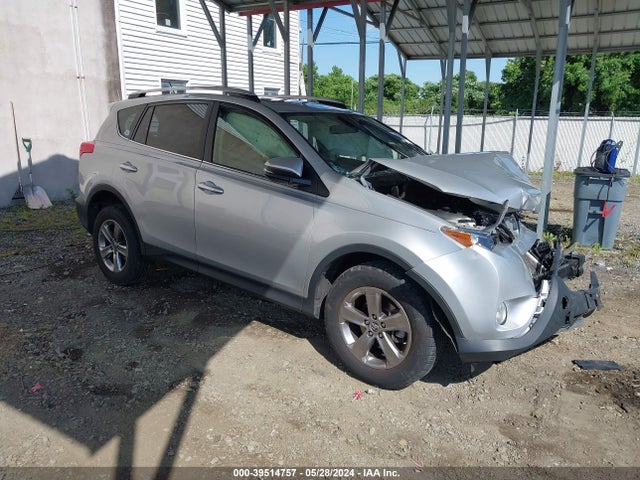 Toyota Rav4 Xle 2015 JTMRFREV2FD161577 главное изображение