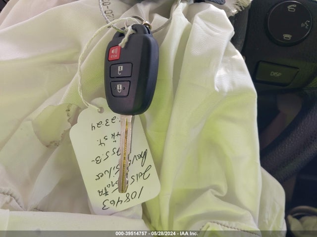 Toyota Rav4 Xle 2015 JTMRFREV2FD161577 Image 11