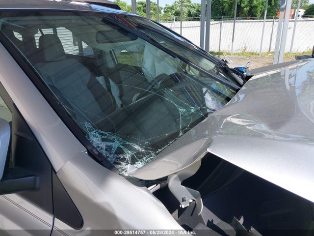 Toyota Rav4 Xle 2015 JTMRFREV2FD161577 Image 18