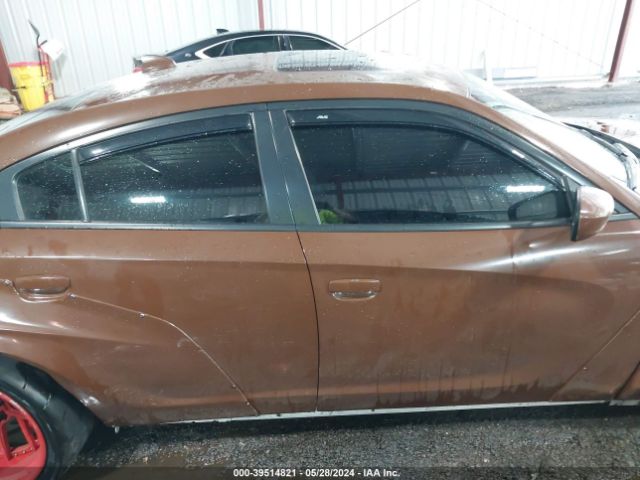 2C3CDXEJ5GH204959 Dodge Charger Srt 392