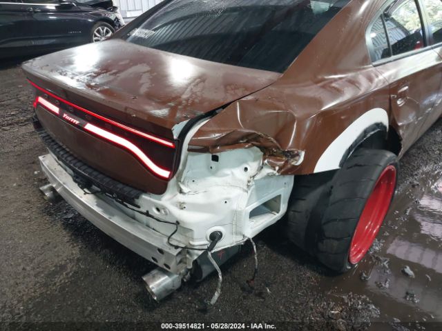 2C3CDXEJ5GH204959 Dodge Charger Srt 392