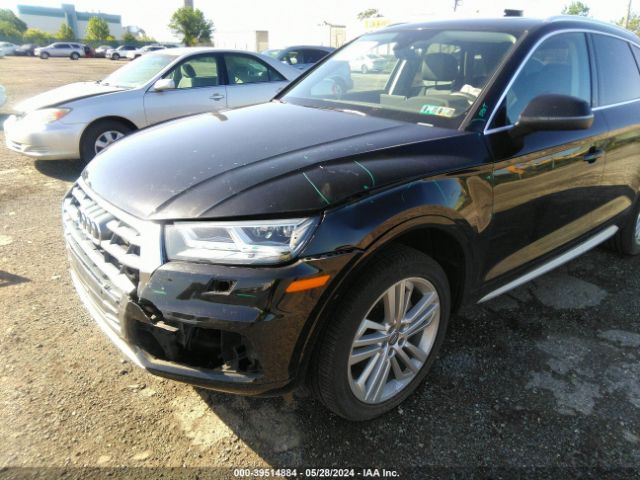 WA1BNAFY2J2220902 Audi Q5 2.0t Premium/2.0t Tech Premium