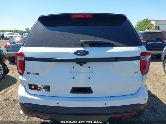 Ford Utility Police Interceptor 2016 1FM5K8AR8GGB64699 Image 15