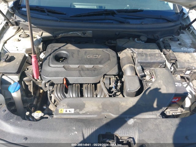 Hyundai Sonata 2016 5NPE24AF3GH417636 Image 10