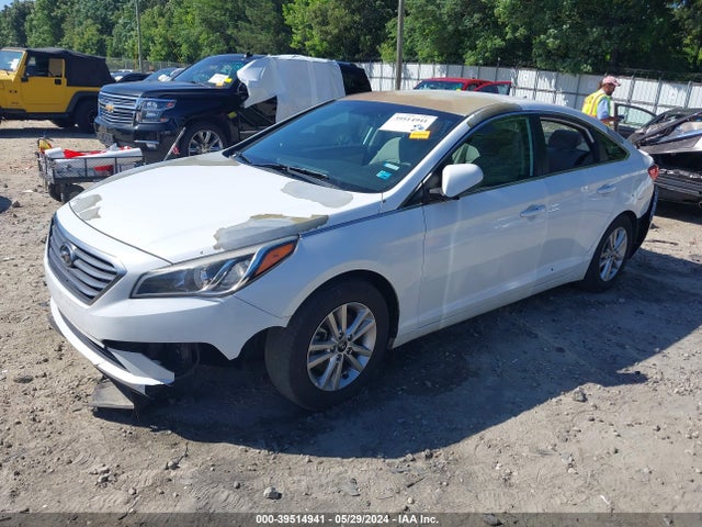 Hyundai Sonata 2016 5NPE24AF3GH417636 Image 2