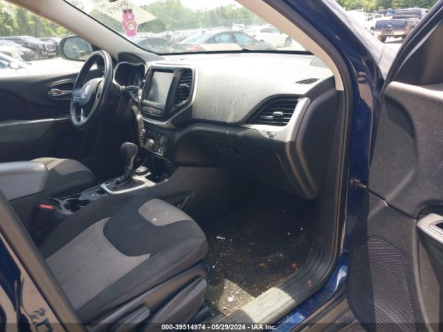 1C4PJMCB2EW140944 Jeep Cherokee Latitude