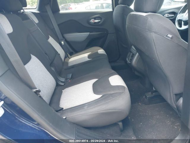 1C4PJMCB2EW140944 Jeep Cherokee Latitude