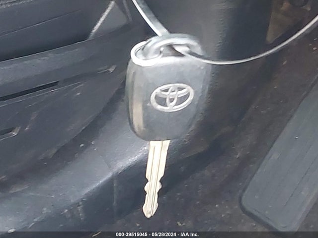 Toyota Rav4 Xle 2017 JTMRFREVXHD203383 Image 11
