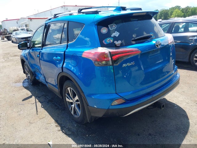 Toyota Rav4 Xle 2017 JTMRFREVXHD203383 Image 3