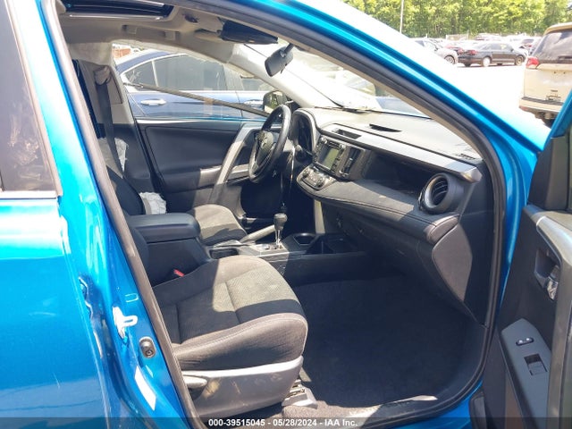 Toyota Rav4 Xle 2017 JTMRFREVXHD203383 Image 5