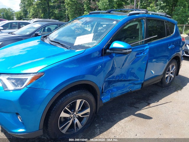 Toyota Rav4 Xle 2017 JTMRFREVXHD203383 Image 6