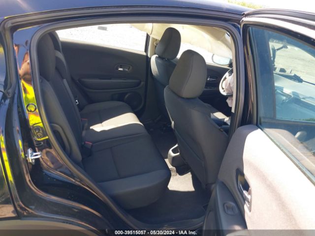 3CZRU6H38NM770698 Honda Hr-v Awd Lx