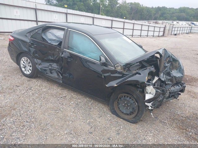 Toyota CAMRY LE 2015 4T4BF1FK2FR482978 main image