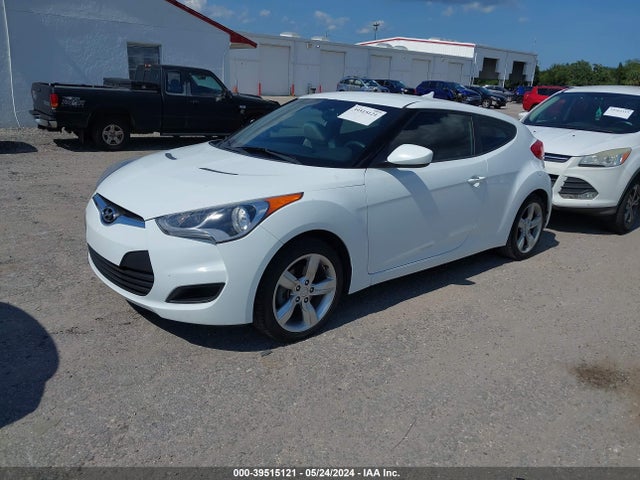 Hyundai Veloster Base W/gray 2014 KMHTC6AD5EU207326 Image 2