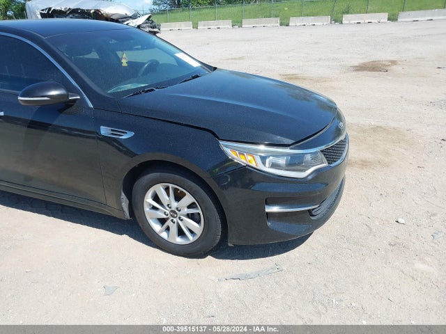 KIA Optima Lx 2017 5XXGT4L33HG152884 Image 6