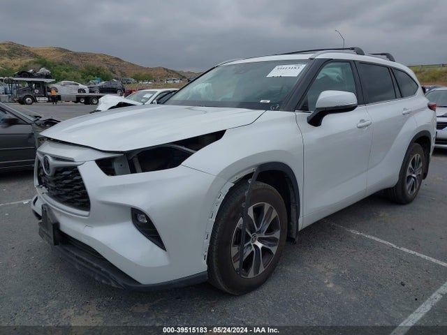 Toyota Highlander Xle 2023 5TDKDRAH4PS002430 Image 2
