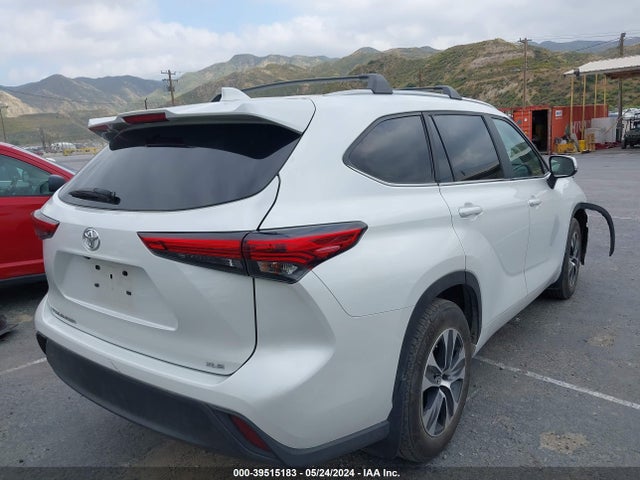 Toyota Highlander Xle 2023 5TDKDRAH4PS002430 Image 4
