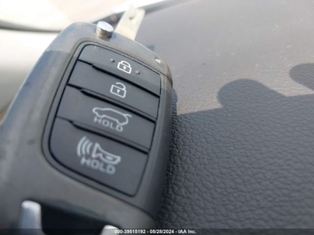 5NMS23AD4KH076653 Hyundai Santa Fe Se