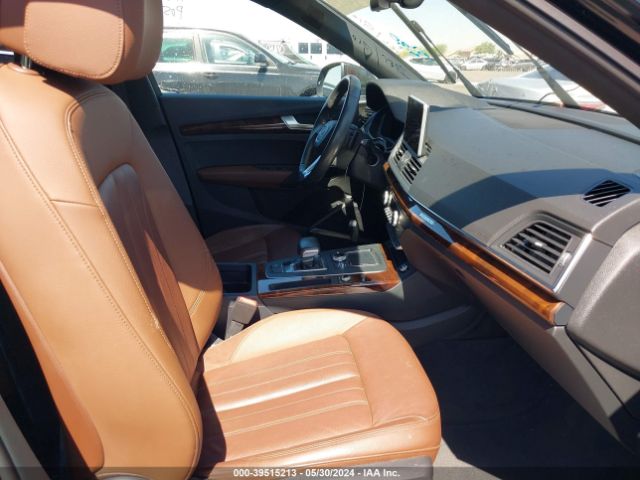 WA1BNAFY6J2064427 Audi Q5 2.0t Premium/2.0t Tech Premium