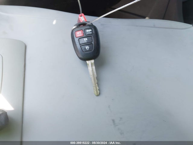 Toyota Corolla Le Plus 2015 5YFBURHE0FP217855 Image 11