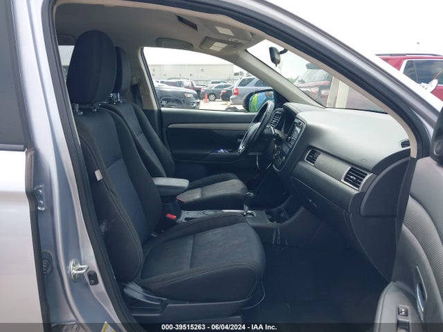 2016 MITSUBISHI OUTLANDER JA4AD2A39GZ016758 Photo 4
