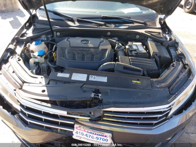 1VWBA7A3XJC030322 Volkswagen Passat 2.0t Se