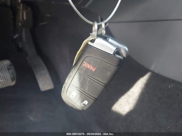 1C4RJFAG0GC324965 Jeep Grand Cherokee Laredo