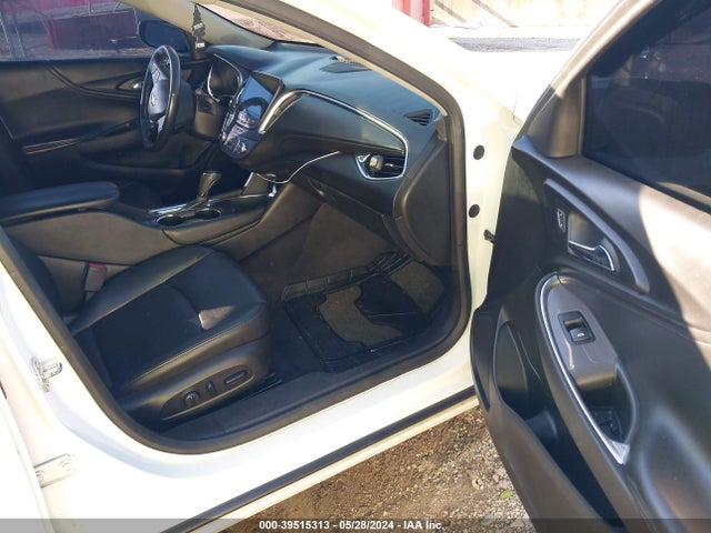 Chevrolet MALIBU LT 2018 1G1ZD5ST6JF237843 Image 5