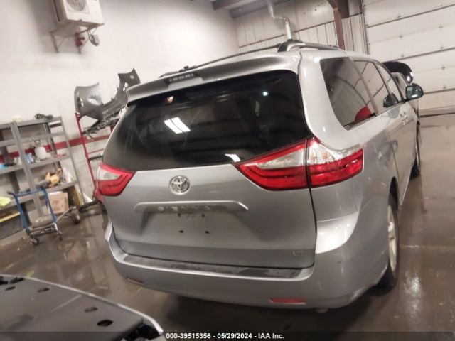 5TDKZ3DC4HS769744 Toyota Sienna Le 8 Passenger