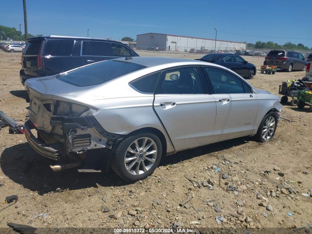 3FA6P0LU9HR233493 Ford Fusion Hybrid Se