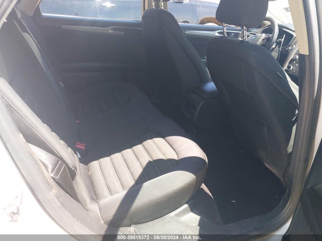 3FA6P0LU9HR233493 Ford Fusion Hybrid Se