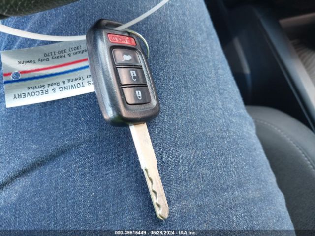 2HKRW6H36JH220772 Honda CR-V LX