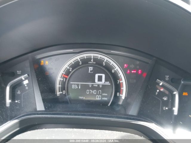 2HKRW6H36JH220772 Honda CR-V LX