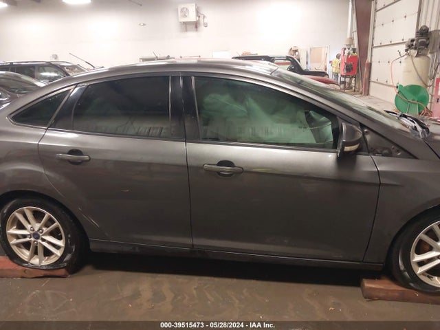 Ford FOCUS SE 2016 1FADP3F22GL262687 Image 13