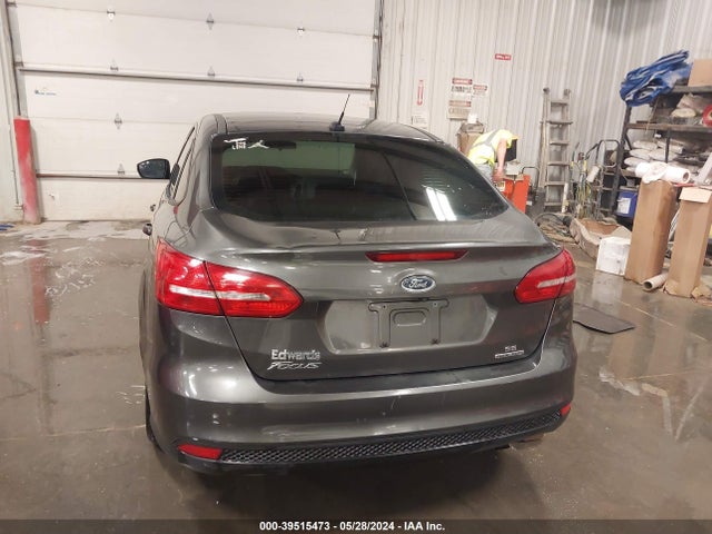 Ford FOCUS SE 2016 1FADP3F22GL262687 Image 16