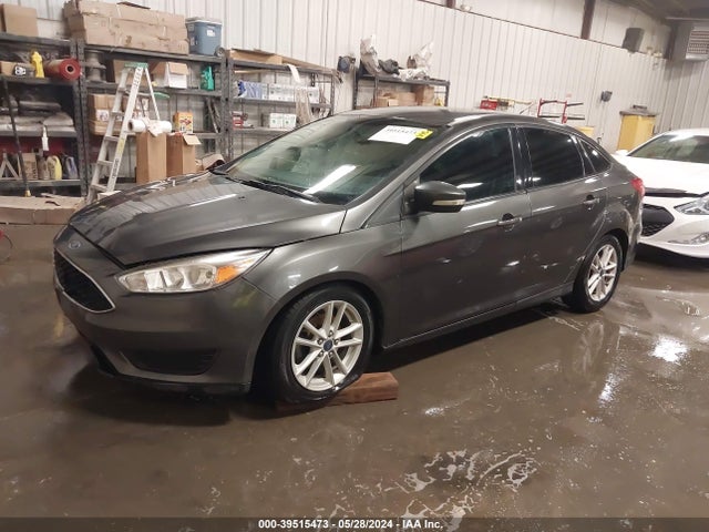 Ford FOCUS SE 2016 1FADP3F22GL262687 Image 2